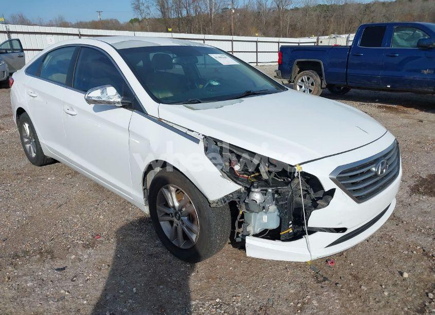 Photo 12 of 2016 Hyundai Sonata SE (VIN 5NPE24AF3GH374397)