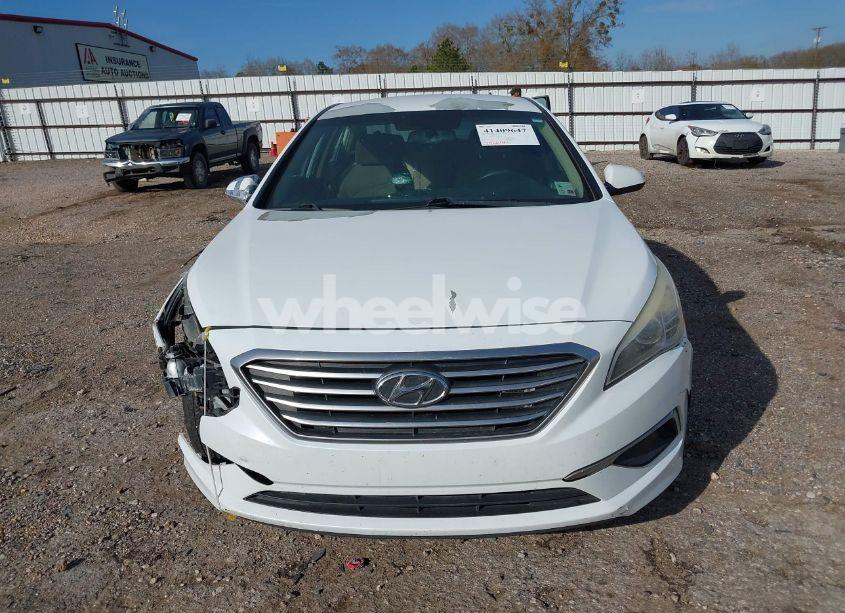 Photo 22 of 2016 Hyundai Sonata SE (VIN 5NPE24AF3GH374397)