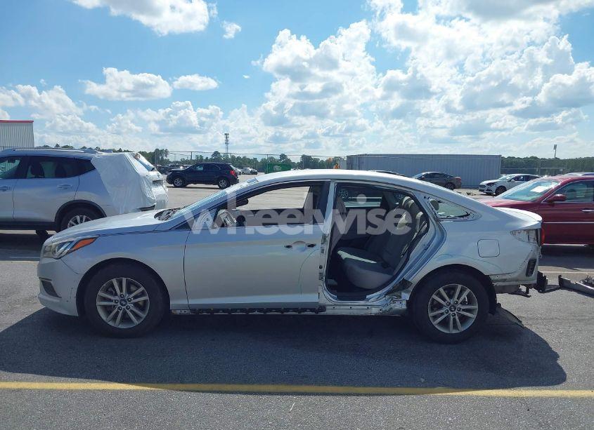 Photo 15 of 2016 Hyundai Sonata (VIN 5NPE24AF3GH404448)