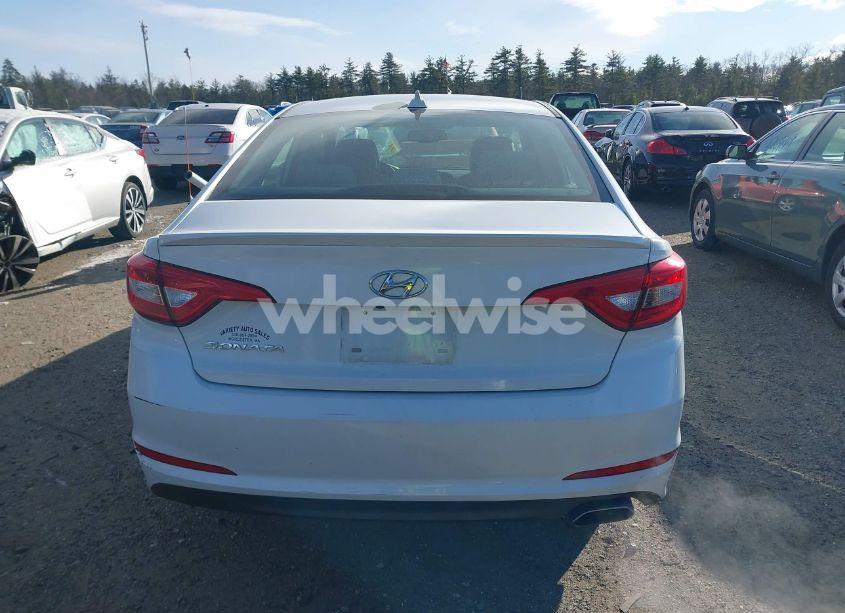 Photo 16 of 2016 Hyundai Sonata SE (VIN 5NPE24AF3GH404613)