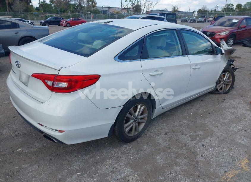 Photo 4 of 2016 Hyundai Sonata SE (VIN 5NPE24AF3GH406068)