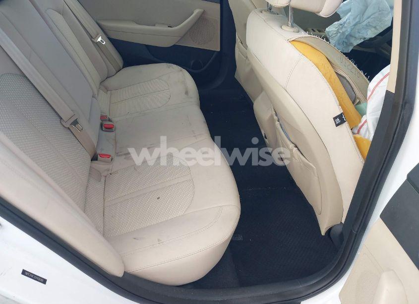 Photo 8 of 2016 Hyundai Sonata SE (VIN 5NPE24AF3GH406068)