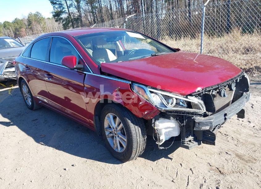 2016 Hyundai Sonata SE (VIN 5NPE24AF3GH409312) main photo