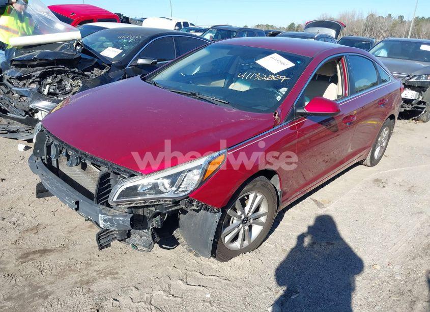 Photo 2 of 2016 Hyundai Sonata SE (VIN 5NPE24AF3GH409312)