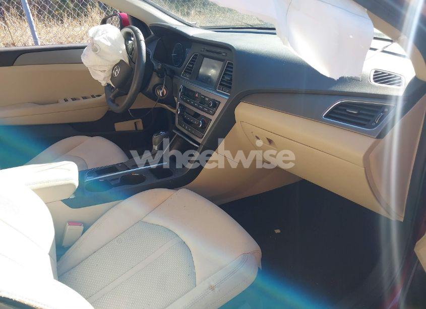 Photo 5 of 2016 Hyundai Sonata SE (VIN 5NPE24AF3GH409312)