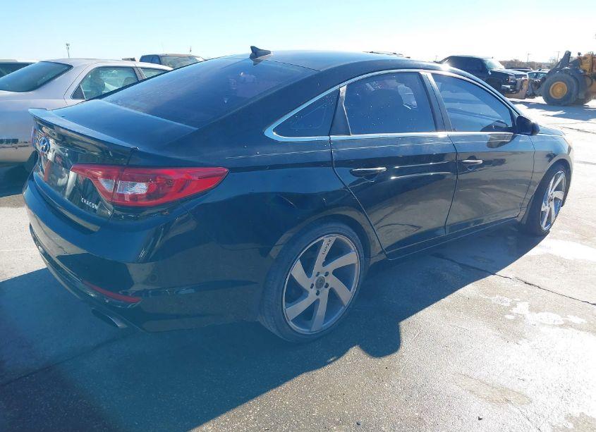 Photo 4 of 2017 Hyundai Sonata SE (VIN 5NPE24AF3HH457765)