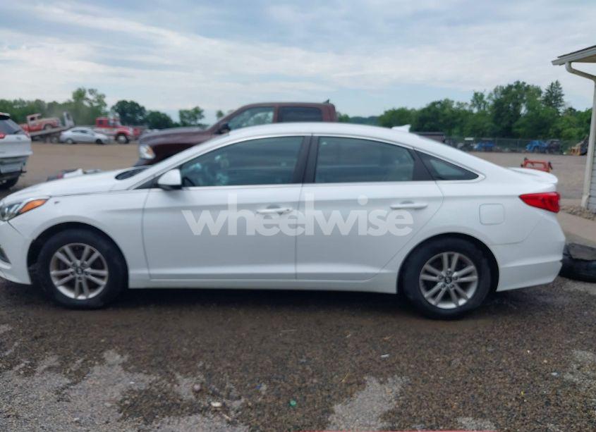 Photo 15 of 2017 Hyundai Sonata SE (VIN 5NPE24AF3HH487073)