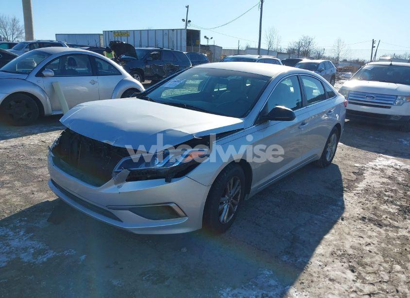 Photo 2 of 2017 Hyundai Sonata (VIN 5NPE24AF3HH494038)