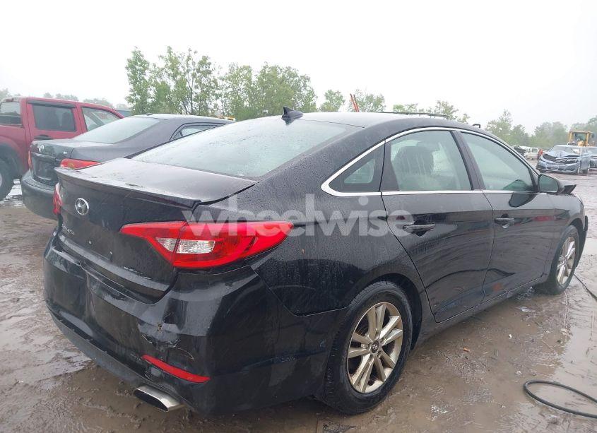 Photo 4 of 2017 Hyundai Sonata SE (VIN 5NPE24AF3HH504941)