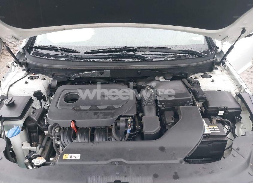 Photo 10 of 2017 Hyundai Sonata SE (VIN 5NPE24AF3HH513428)