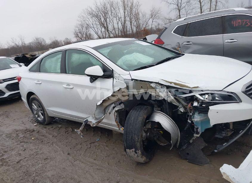 Photo 13 of 2017 Hyundai Sonata SE (VIN 5NPE24AF3HH513428)