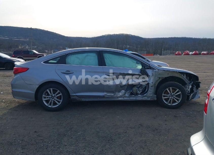 Photo 13 of 2017 Hyundai Sonata SE (VIN 5NPE24AF3HH536577)