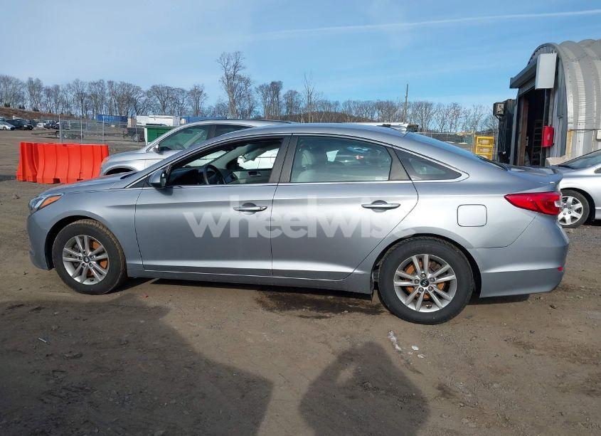Photo 14 of 2017 Hyundai Sonata SE (VIN 5NPE24AF3HH536577)