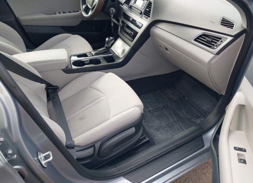 Photo 5 of 2017 Hyundai Sonata (VIN 5NPE24AF3HH538846)