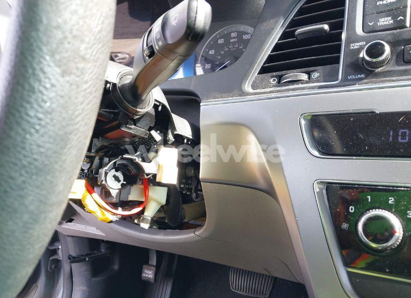 Photo 6 of 2017 Hyundai Sonata (VIN 5NPE24AF3HH542797)