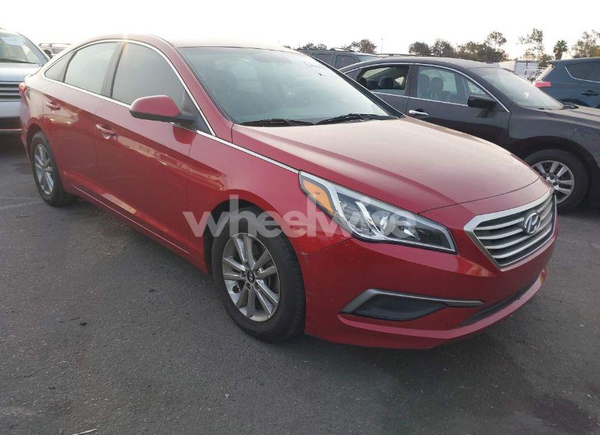 2017 Hyundai Sonata SE (VIN 5NPE24AF3HH547028) main photo
