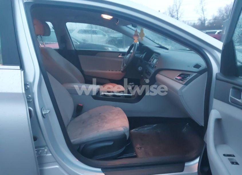 Photo 5 of 2017 Hyundai Sonata (VIN 5NPE24AF3HH559261)