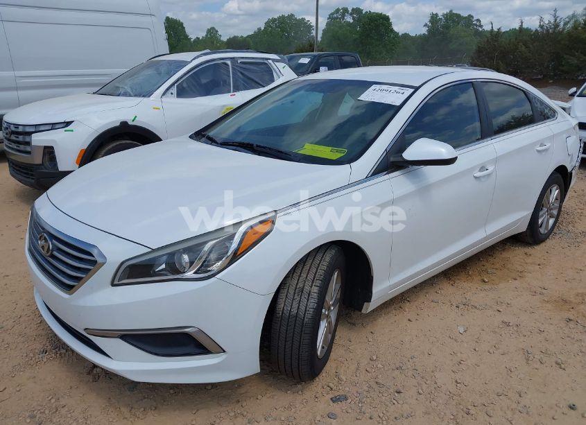 Photo 2 of 2017 Hyundai Sonata (VIN 5NPE24AF3HH585942)