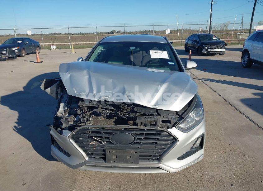 Photo 12 of 2018 Hyundai Sonata SE (VIN 5NPE24AF3JH609209)