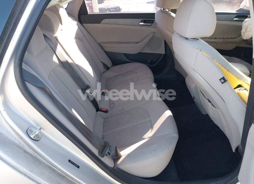 Photo 8 of 2018 Hyundai Sonata SE (VIN 5NPE24AF3JH609209)