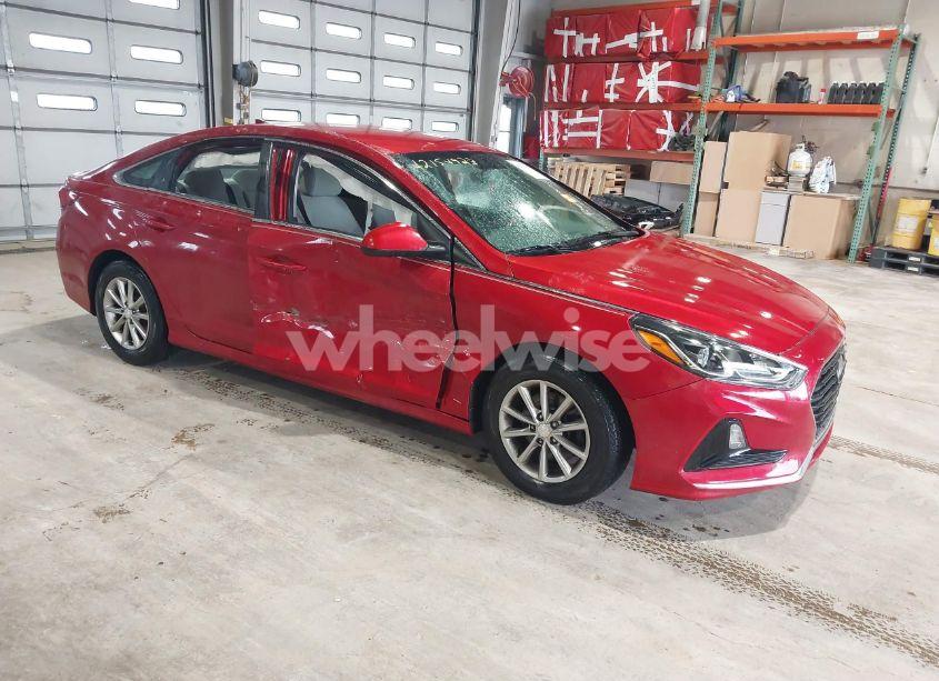 2018 Hyundai Sonata SE (VIN 5NPE24AF3JH659527) main photo