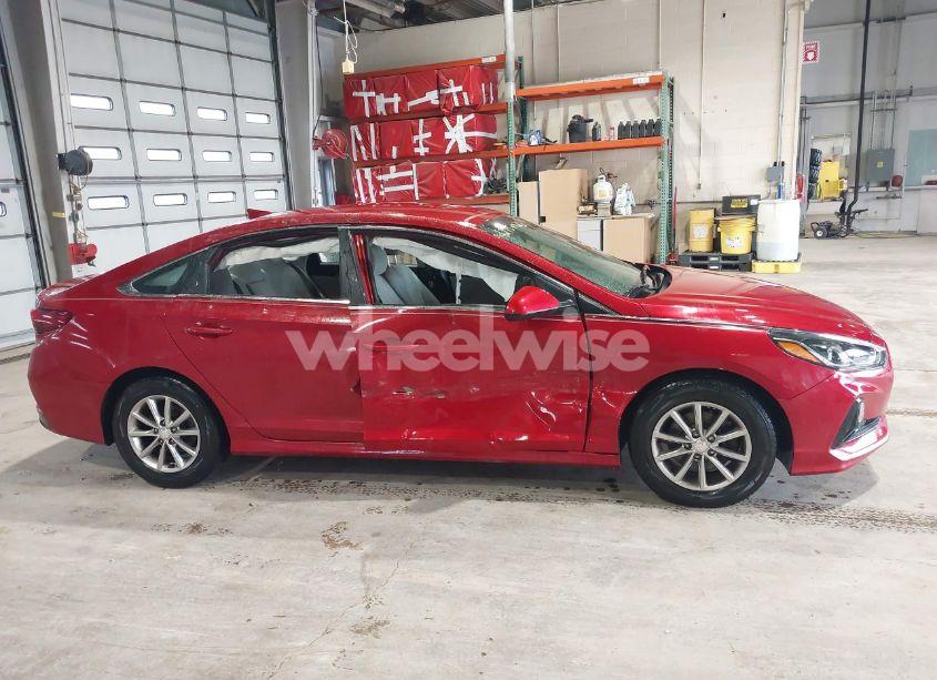 Photo 13 of 2018 Hyundai Sonata SE (VIN 5NPE24AF3JH659527)