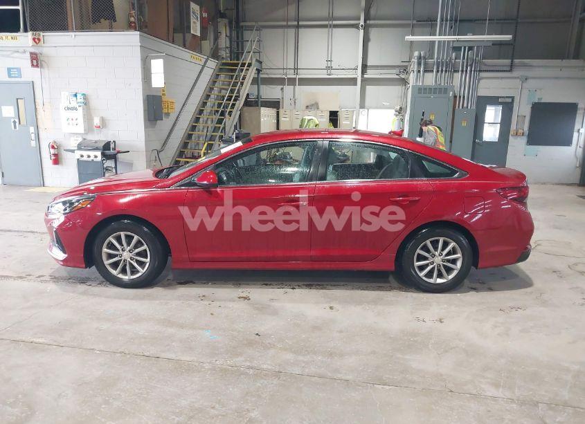 Photo 14 of 2018 Hyundai Sonata SE (VIN 5NPE24AF3JH659527)