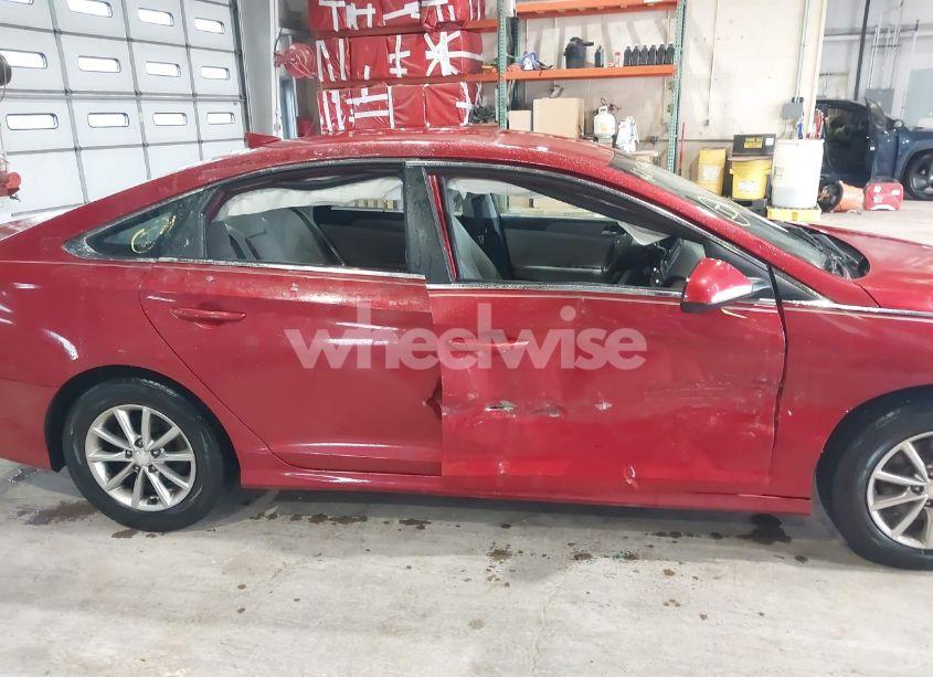 Photo 6 of 2018 Hyundai Sonata SE (VIN 5NPE24AF3JH659527)