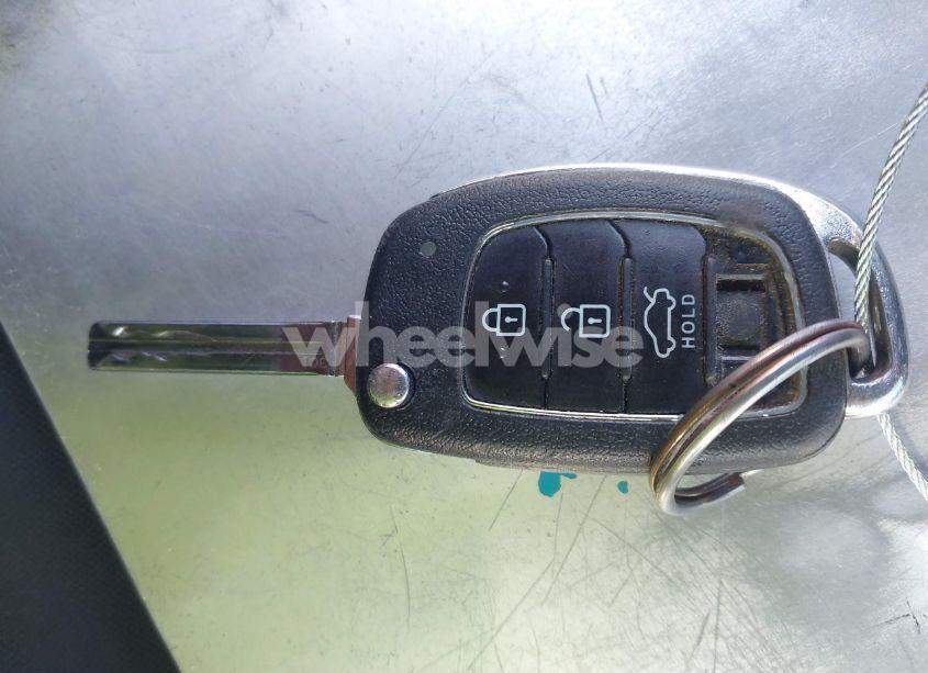 Photo 11 of 2018 Hyundai Sonata SE (VIN 5NPE24AF3JH681396)