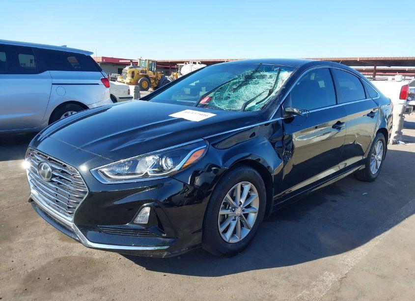 Photo 6 of 2018 Hyundai Sonata SE (VIN 5NPE24AF3JH681561)