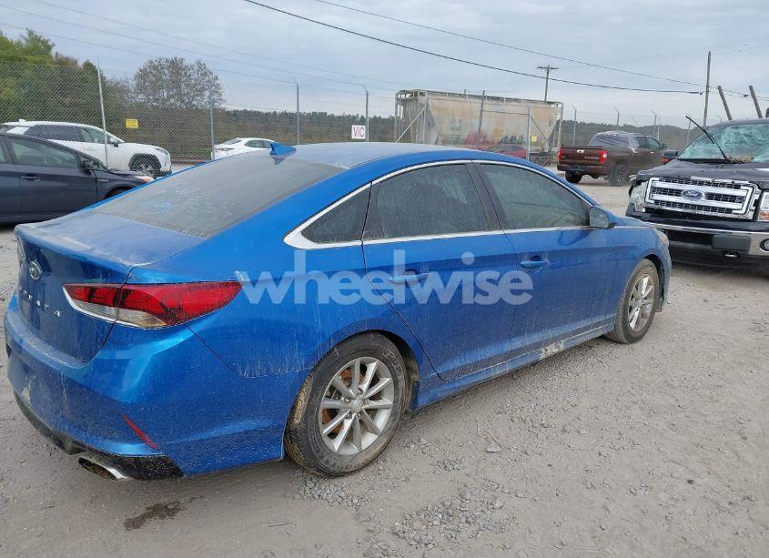 Photo 4 of 2018 Hyundai Sonata SE (VIN 5NPE24AF3JH691667)