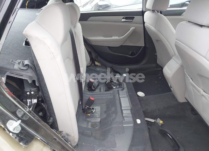 Photo 8 of 2018 Hyundai Sonata SE (VIN 5NPE24AF3JH696495)