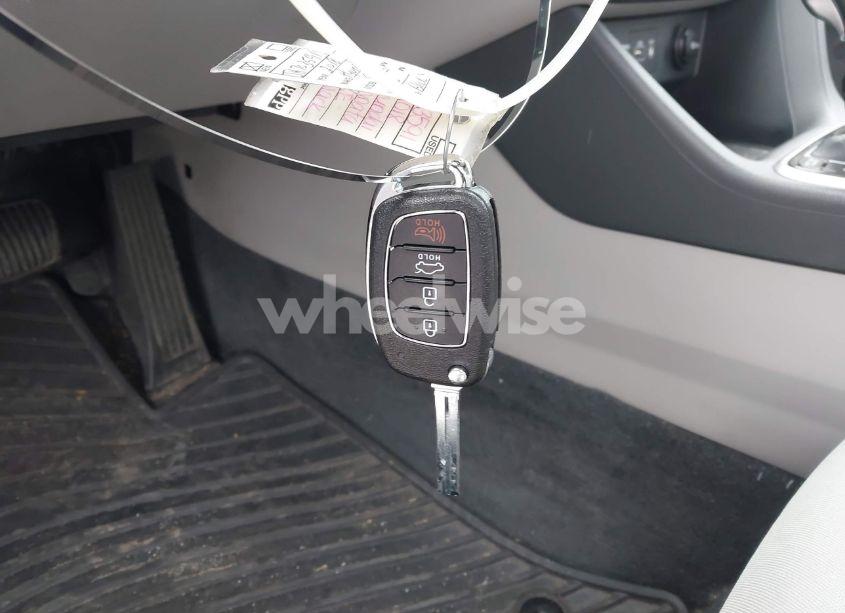 Photo 11 of 2018 Hyundai Sonata SE (VIN 5NPE24AF3JH703591)