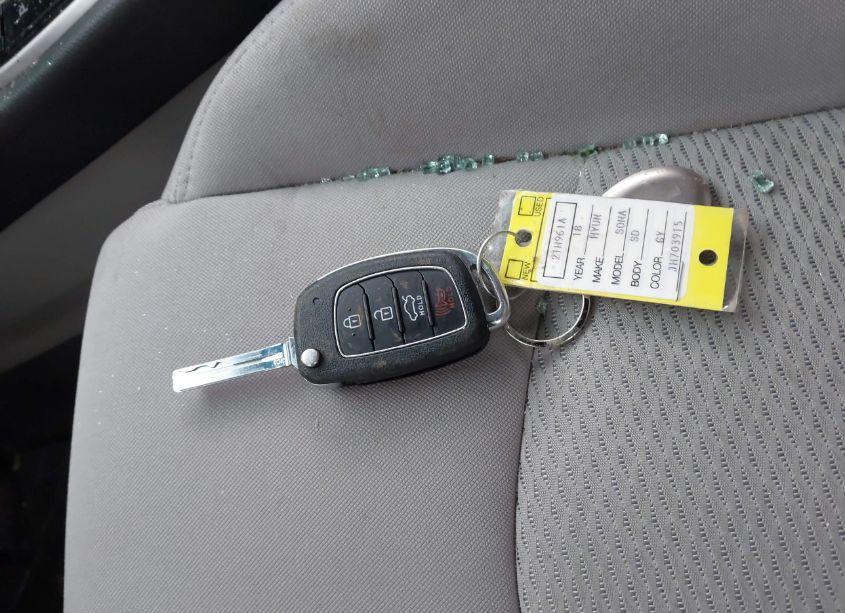 Photo 11 of 2018 Hyundai Sonata SE (VIN 5NPE24AF3JH703915)