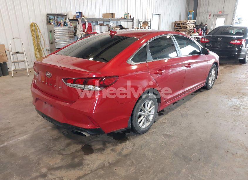 Photo 4 of 2018 Hyundai Sonata SE (VIN 5NPE24AF3JH707060)