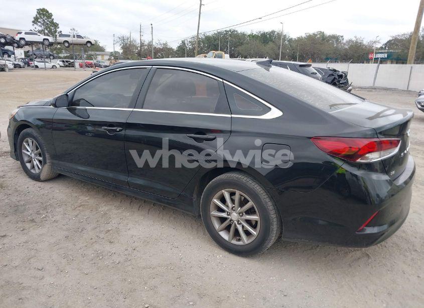 Photo 3 of 2019 Hyundai Sonata SE (VIN 5NPE24AF3KH748709)