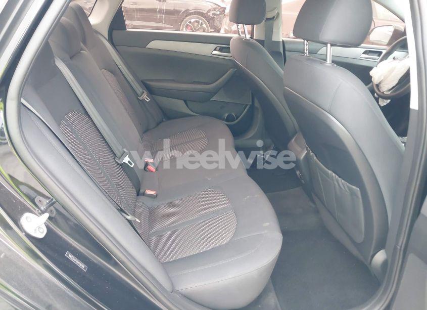 Photo 8 of 2019 Hyundai Sonata SE (VIN 5NPE24AF3KH748709)