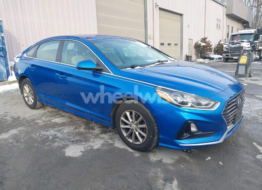 2019 Hyundai Sonata SE (VIN 5NPE24AF3KH755465) main photo