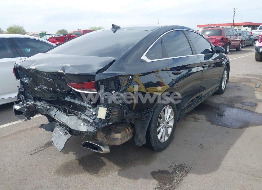Photo 4 of 2019 Hyundai Sonata SE (VIN 5NPE24AF3KH765235)