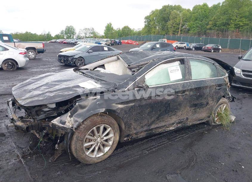 Photo 6 of 2019 Hyundai Sonata SE (VIN 5NPE24AF3KH780396)