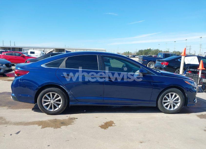 Photo 13 of 2019 Hyundai Sonata SE (VIN 5NPE24AF3KH790281)