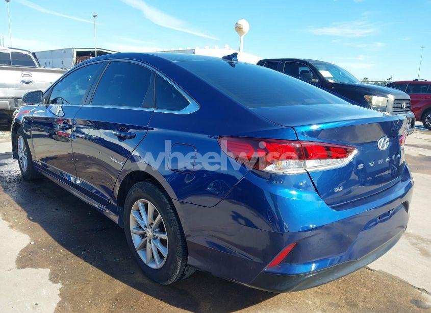 Photo 3 of 2019 Hyundai Sonata SE (VIN 5NPE24AF3KH790281)
