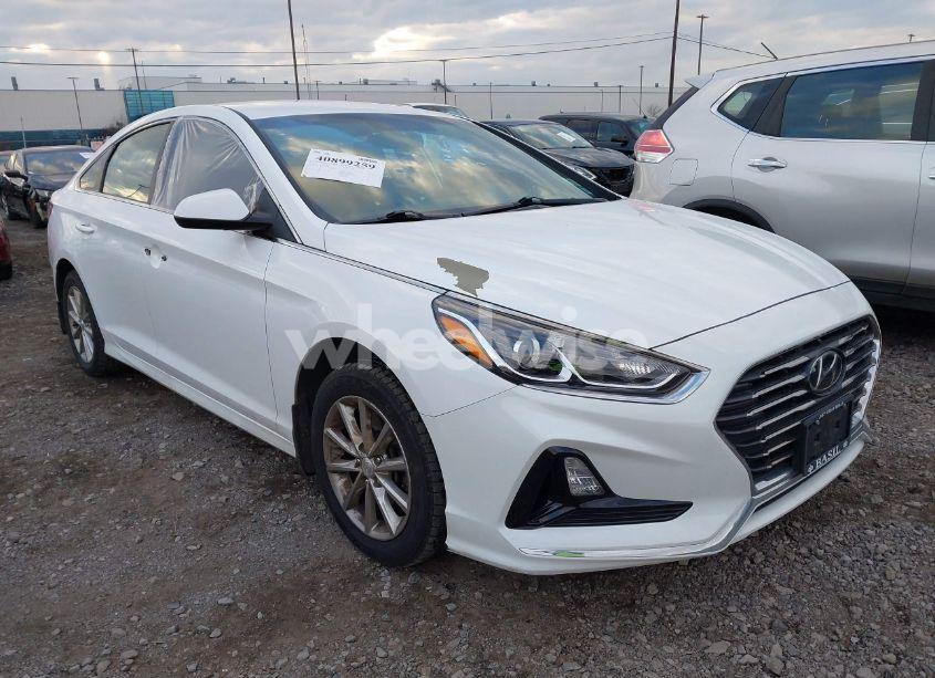 2019 Hyundai Sonata SE (VIN 5NPE24AF3KH797697) main photo