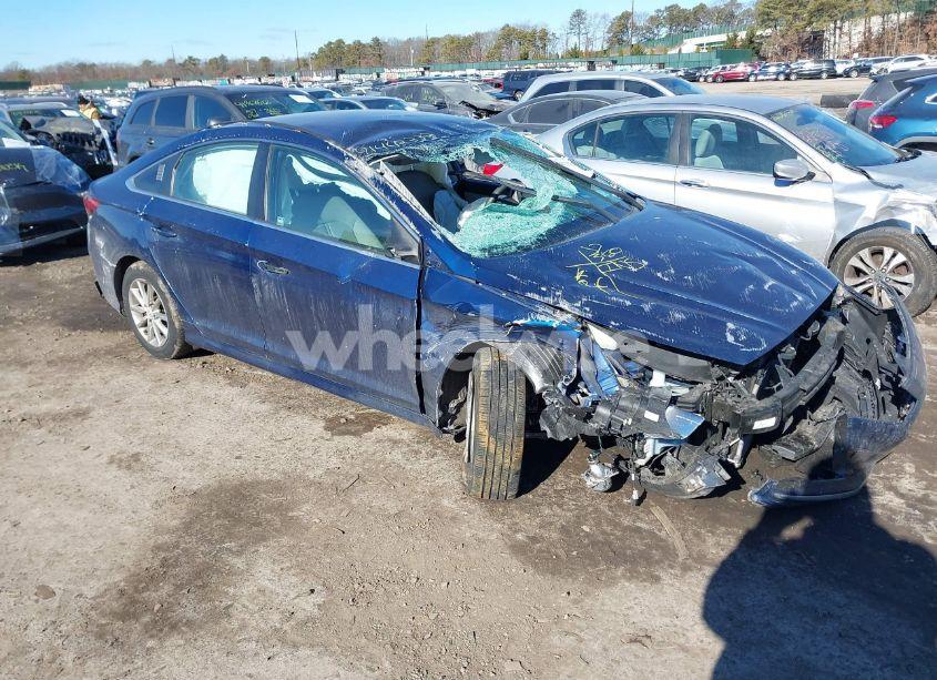 2019 Hyundai Sonata SE (VIN 5NPE24AF3KH801182) main photo