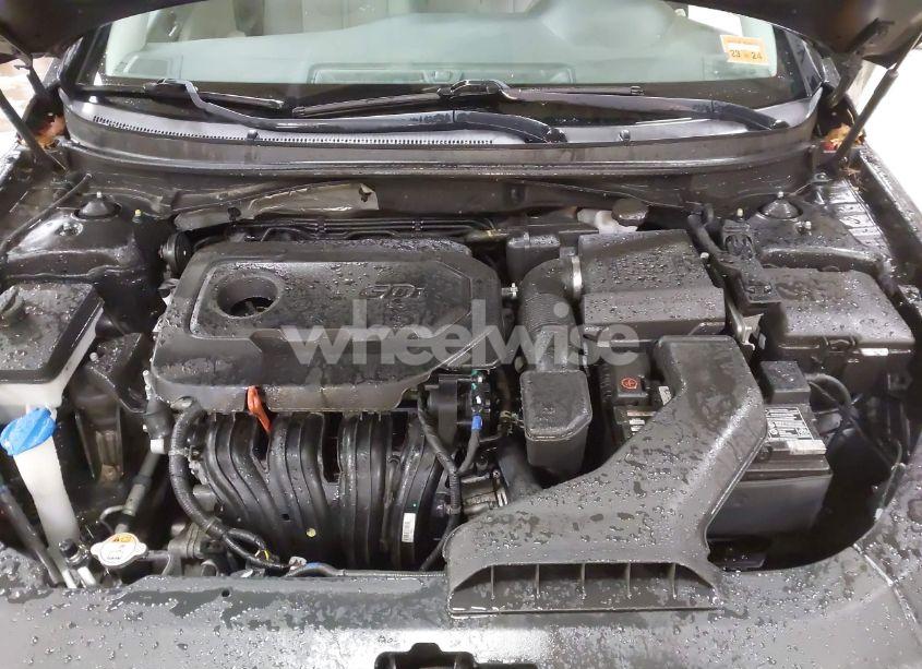 Photo 10 of 2019 Hyundai Sonata SE (VIN 5NPE24AF3KH801747)