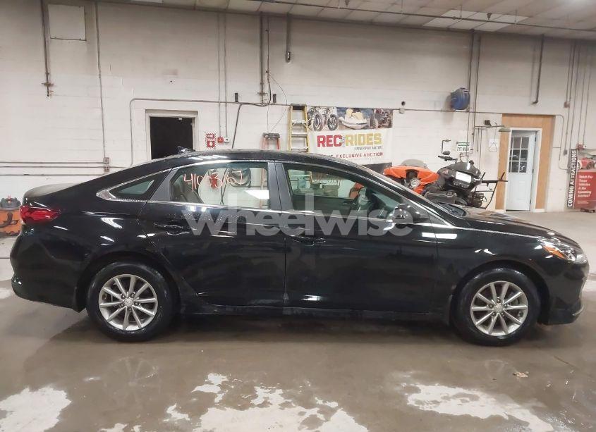 Photo 14 of 2019 Hyundai Sonata SE (VIN 5NPE24AF3KH801747)