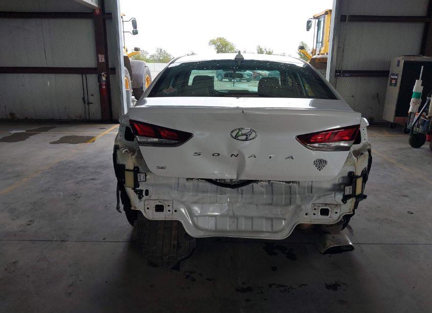 Photo 6 of 2019 Hyundai Sonata SE (VIN 5NPE24AF3KH811856)