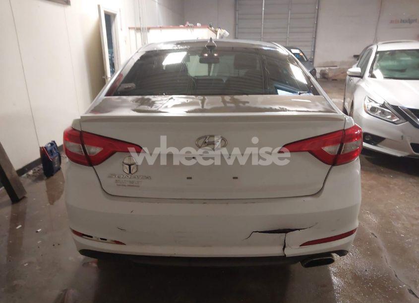 Photo 16 of 2015 Hyundai Sonata SE (VIN 5NPE24AF4FH019060)