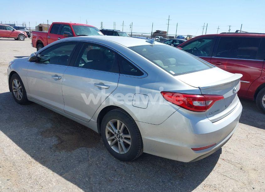 Photo 3 of 2015 Hyundai Sonata SE (VIN 5NPE24AF4FH028101)