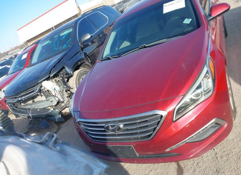 Photo 12 of 2015 Hyundai Sonata SE (VIN 5NPE24AF4FH069425)